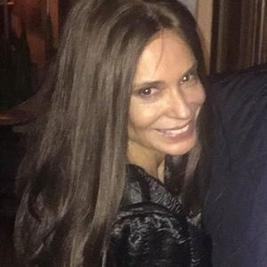 Meet your Posher, Stacy